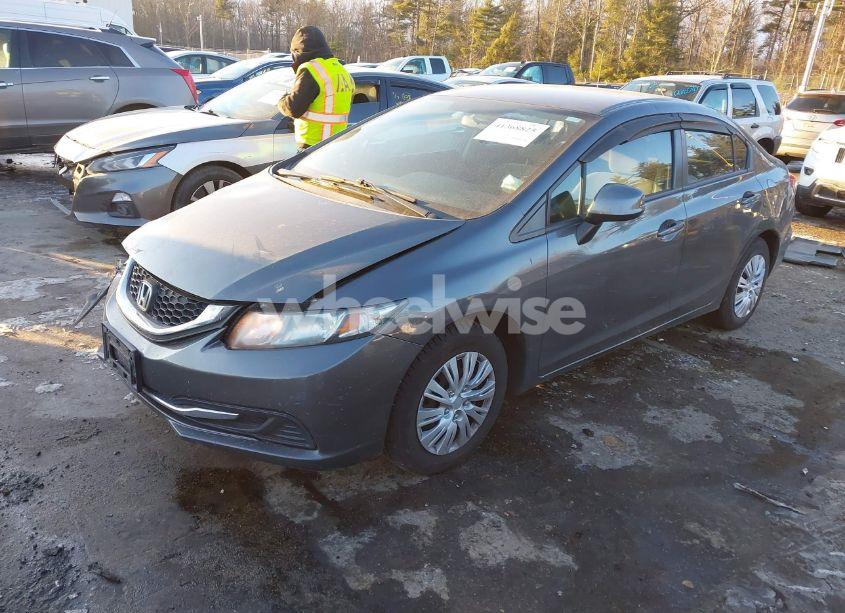 Photo 2 of 2013 Honda Civic LX (VIN 2HGFB2F55DH560182)