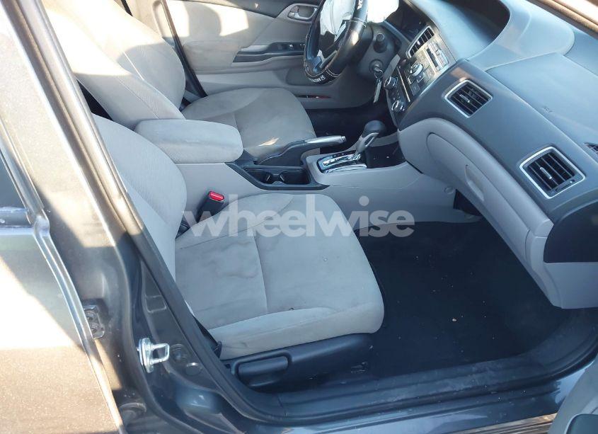 Photo 5 of 2013 Honda Civic LX (VIN 2HGFB2F55DH560182)