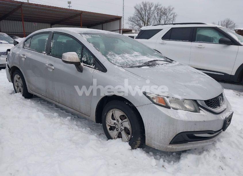 2013 Honda Civic LX (VIN 2HGFB2F55DH561672) main photo