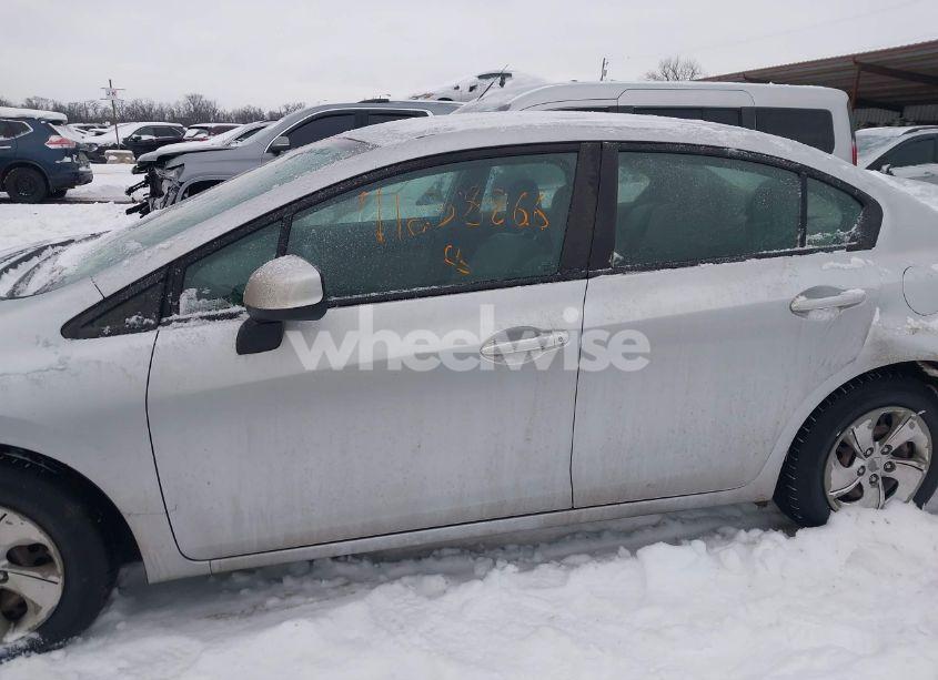 Photo 14 of 2013 Honda Civic LX (VIN 2HGFB2F55DH561672)