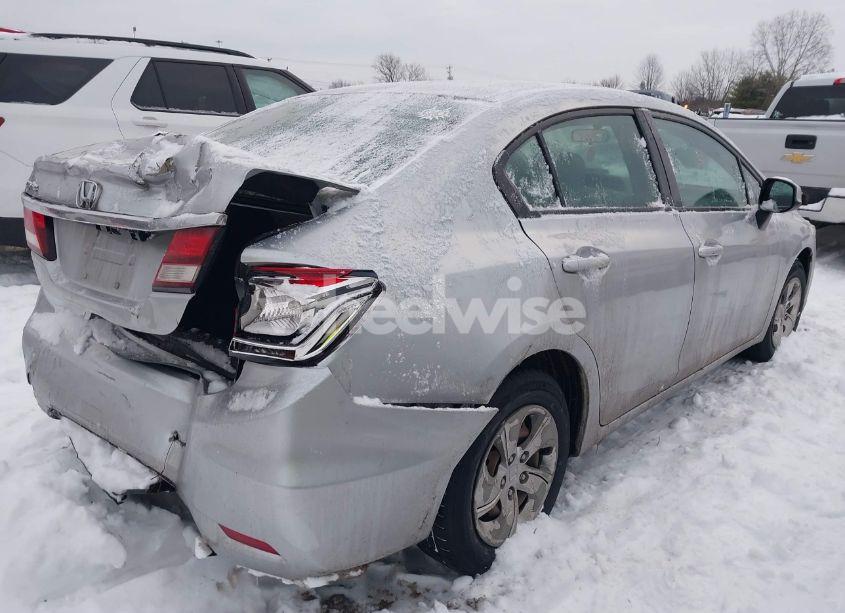 Photo 4 of 2013 Honda Civic LX (VIN 2HGFB2F55DH561672)