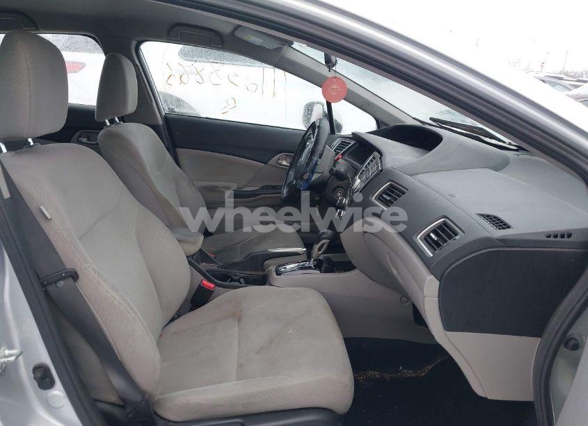 Photo 5 of 2013 Honda Civic LX (VIN 2HGFB2F55DH561672)