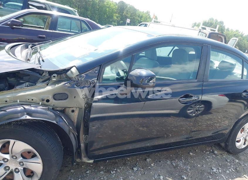 Photo 14 of 2013 Honda Civic LX (VIN 2HGFB2F55DH564703)