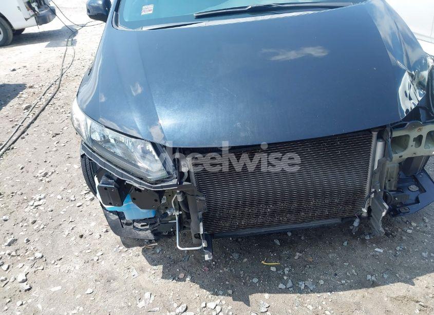 Photo 17 of 2013 Honda Civic LX (VIN 2HGFB2F55DH564703)