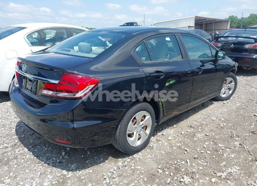 Photo 4 of 2013 Honda Civic LX (VIN 2HGFB2F55DH564703)