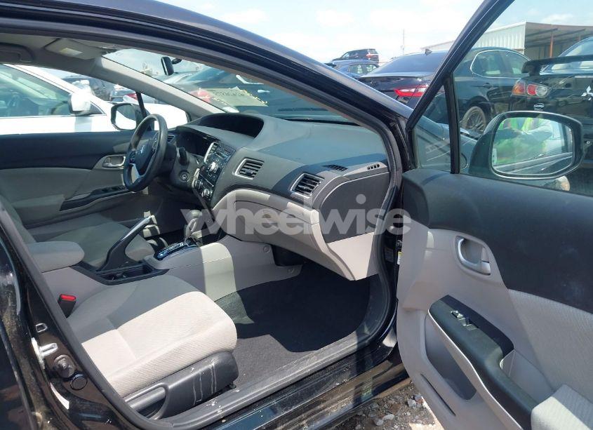 Photo 5 of 2013 Honda Civic LX (VIN 2HGFB2F55DH564703)