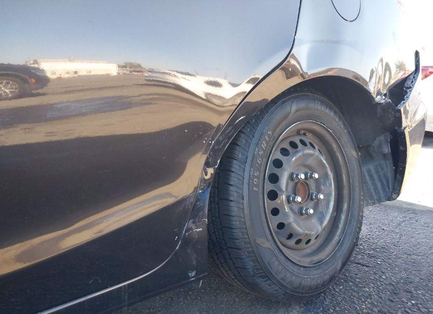 Photo 17 of 2013 Honda Civic LX (VIN 2HGFB2F55DH567245)