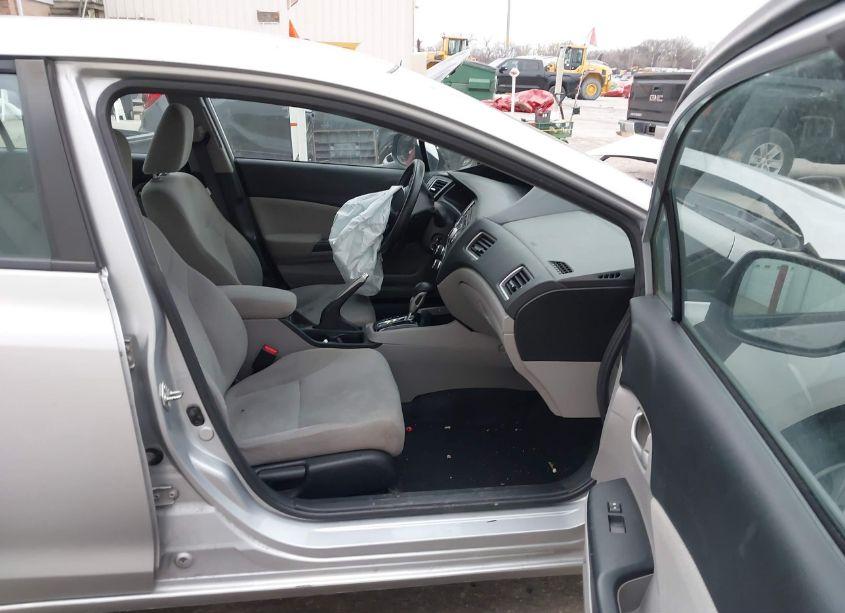 Photo 5 of 2014 Honda Civic LX (VIN 2HGFB2F55EH547630)