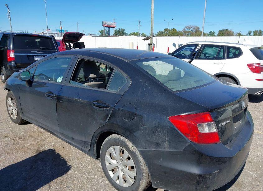 Photo 3 of 2012 Honda Civic LX (VIN 2HGFB2F56CH306074)