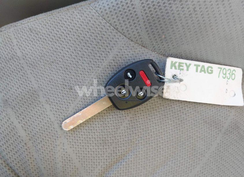 Photo 11 of 2012 Honda Civic LX (VIN 2HGFB2F56CH320203)