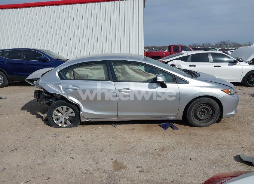 Photo 14 of 2012 Honda Civic LX (VIN 2HGFB2F56CH320895)
