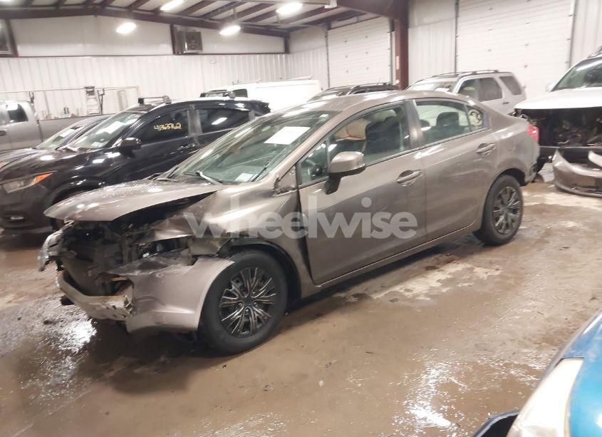 Photo 2 of 2012 Honda Civic SDN LX (VIN 2HGFB2F56CH555135)