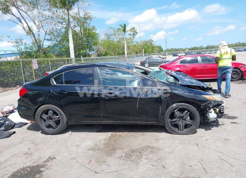 Photo 13 of 2012 Honda Civic LX (VIN 2HGFB2F56CH562876)