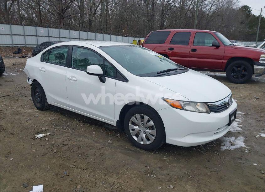 2012 Honda Civic SDN LX (VIN 2HGFB2F56CH580651) main photo