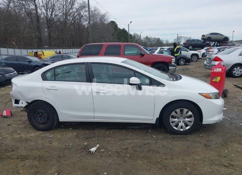 Photo 14 of 2012 Honda Civic SDN LX (VIN 2HGFB2F56CH580651)