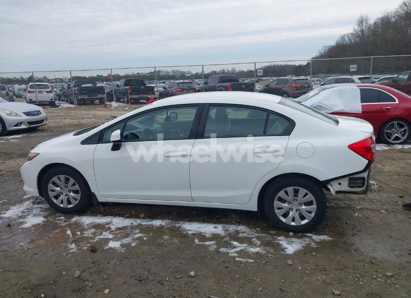 Photo 15 of 2012 Honda Civic SDN LX (VIN 2HGFB2F56CH580651)