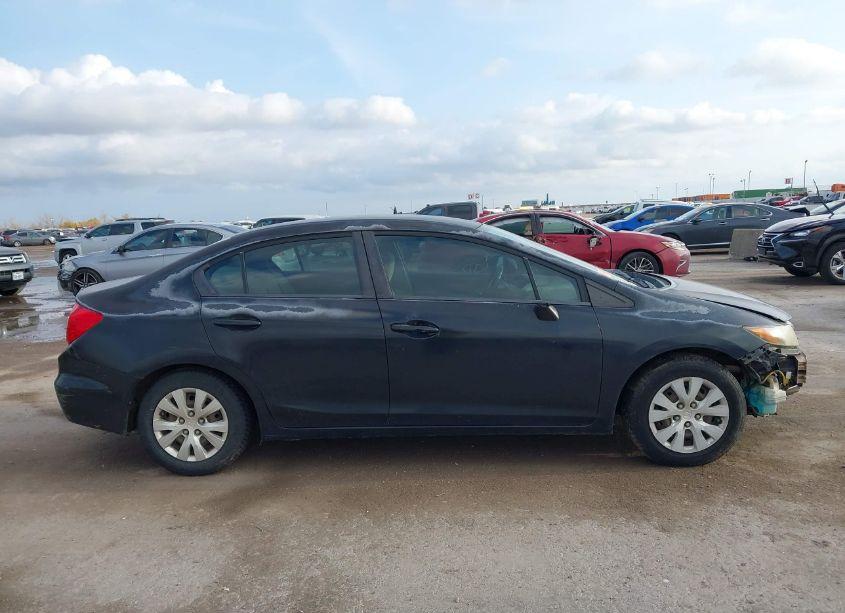 Photo 14 of 2012 Honda Civic SDN LX (VIN 2HGFB2F56CH610330)