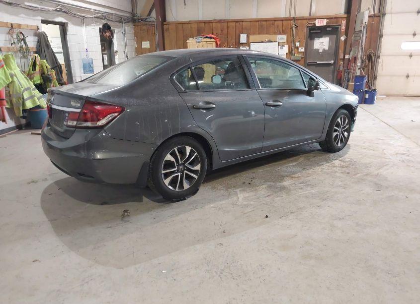 Photo 4 of 2013 Honda Civic LX (VIN 2HGFB2F56DH103834)