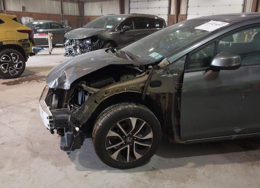 Photo 6 of 2013 Honda Civic LX (VIN 2HGFB2F56DH103834)