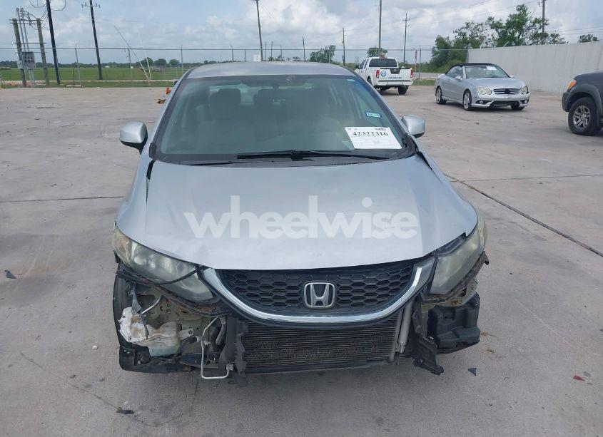 Photo 12 of 2013 Honda Civic LX (VIN 2HGFB2F56DH525571)