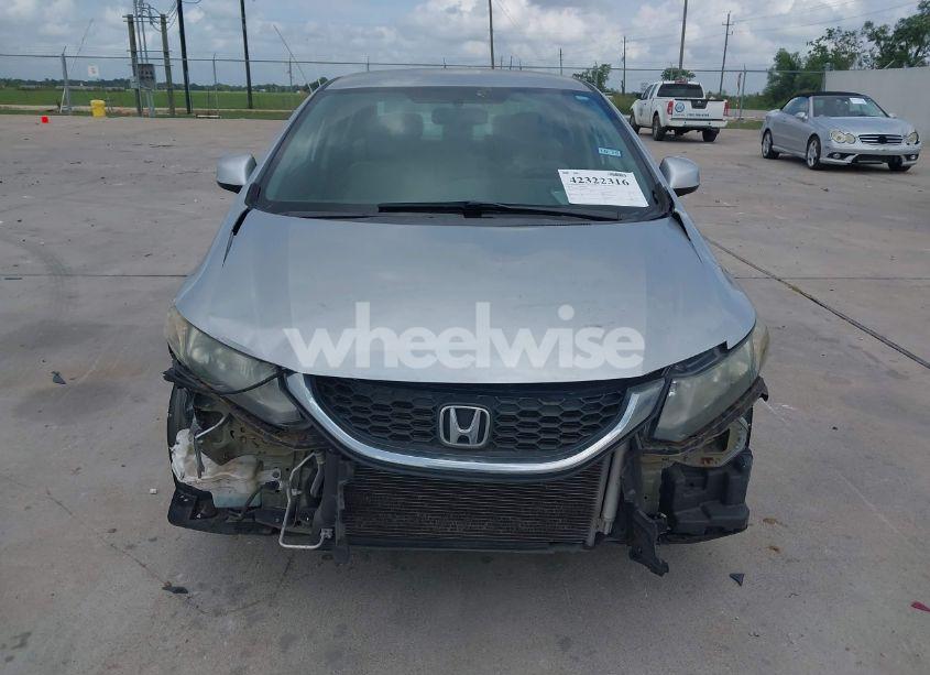 Photo 6 of 2013 Honda Civic LX (VIN 2HGFB2F56DH525571)
