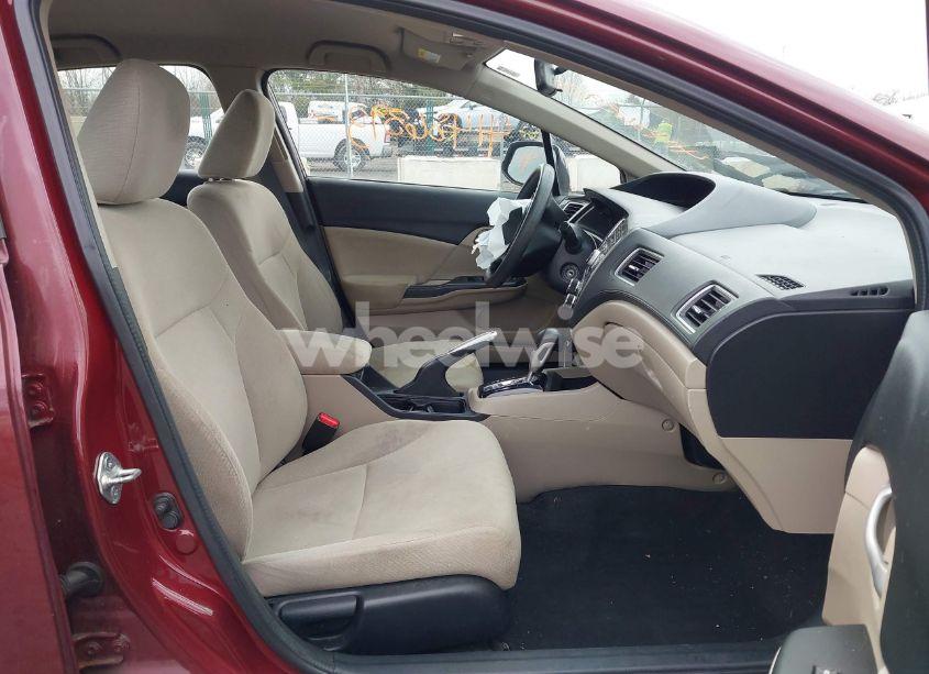 Photo 5 of 2013 Honda Civic LX (VIN 2HGFB2F56DH535792)
