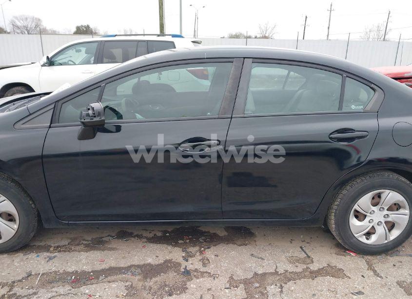 Photo 13 of 2013 Honda Civic LX (VIN 2HGFB2F56DH546288)