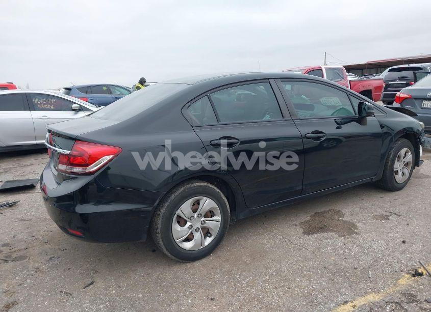 Photo 4 of 2013 Honda Civic LX (VIN 2HGFB2F56DH546288)
