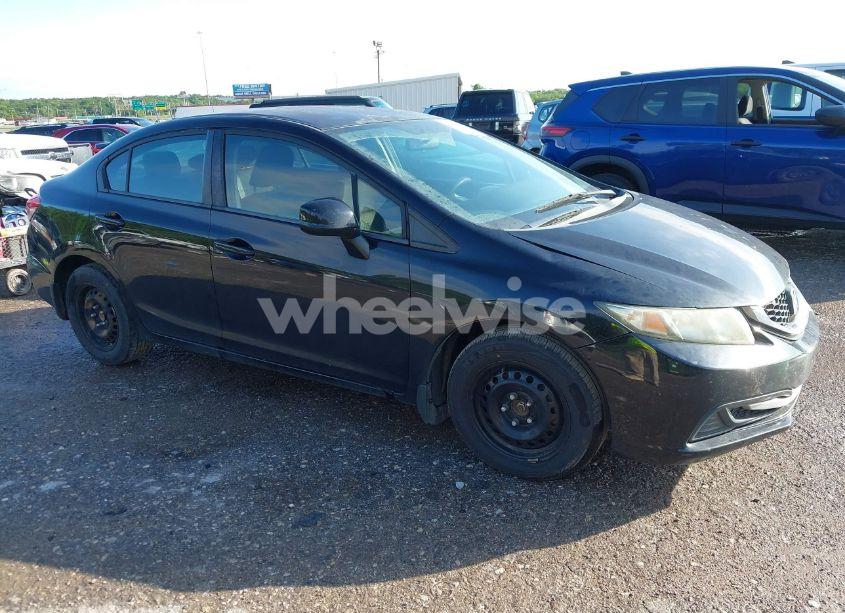 2013 Honda Civic LX (VIN 2HGFB2F56DH566203) main photo