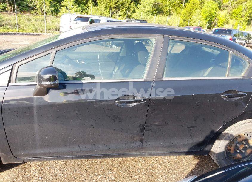 Photo 14 of 2013 Honda Civic LX (VIN 2HGFB2F56DH566203)