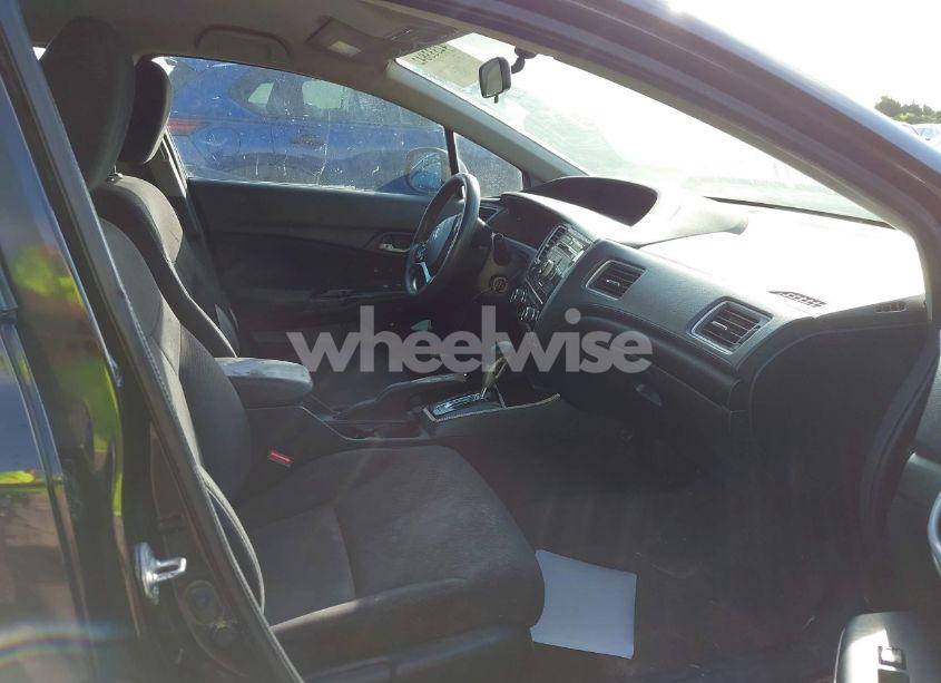 Photo 5 of 2013 Honda Civic LX (VIN 2HGFB2F56DH566203)