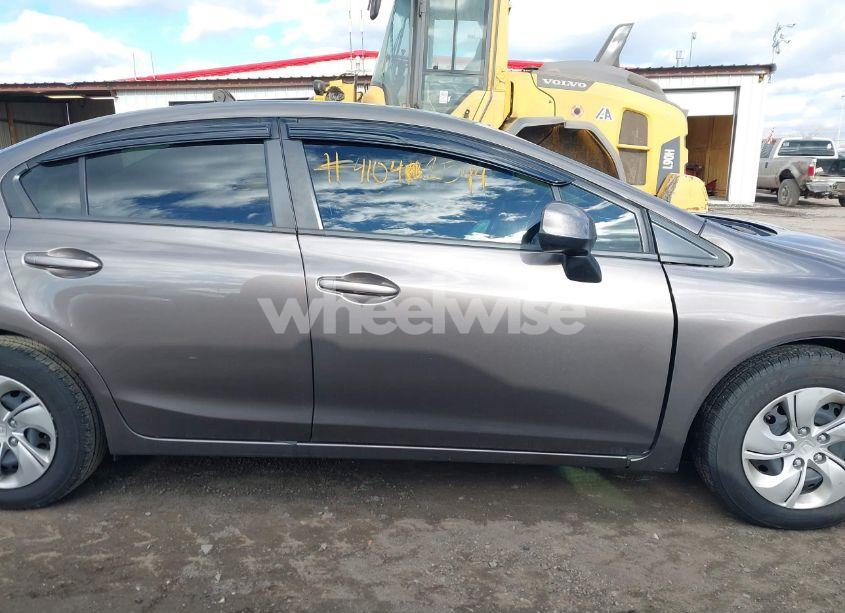 Photo 13 of 2013 Honda Civic LX (VIN 2HGFB2F56DH582255)