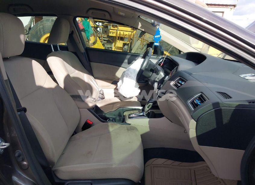 Photo 5 of 2013 Honda Civic LX (VIN 2HGFB2F56DH582255)