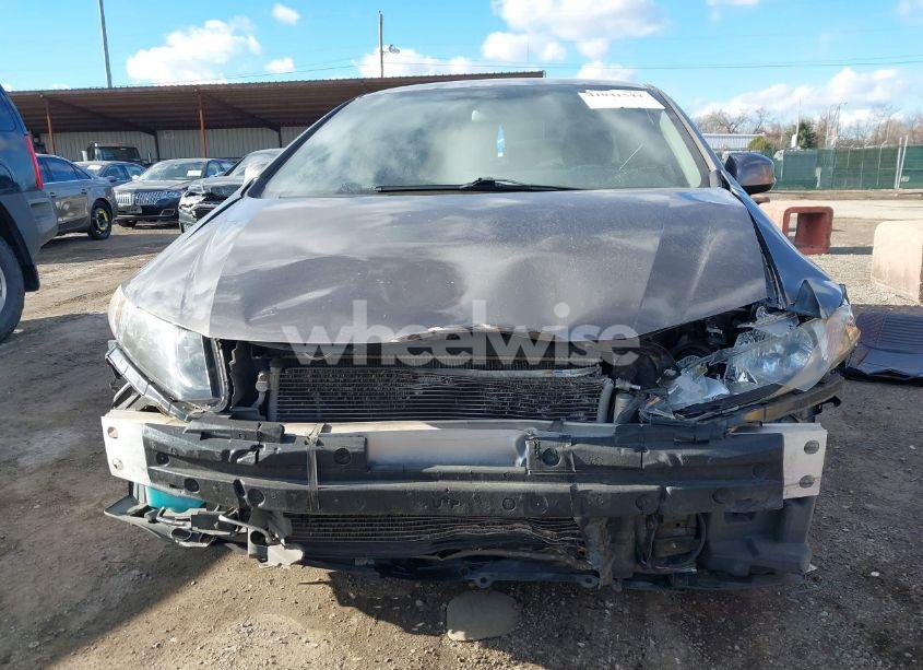 Photo 6 of 2013 Honda Civic LX (VIN 2HGFB2F56DH582255)