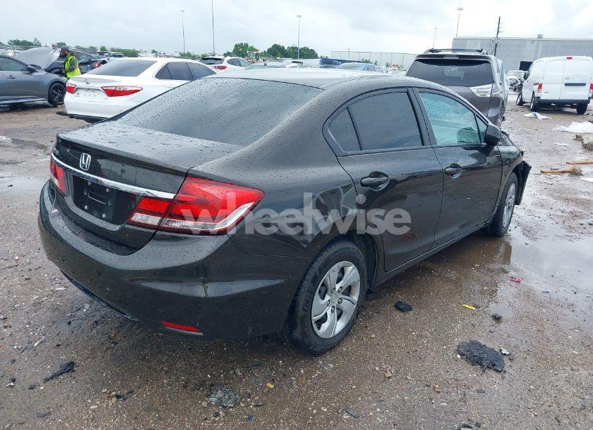 Photo 4 of 2013 Honda Civic LX (VIN 2HGFB2F56DH596124)