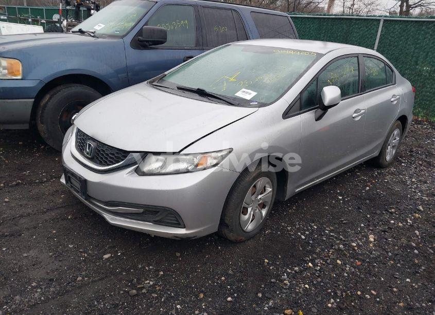 Photo 2 of 2013 Honda Civic LX (VIN 2HGFB2F56DH602293)