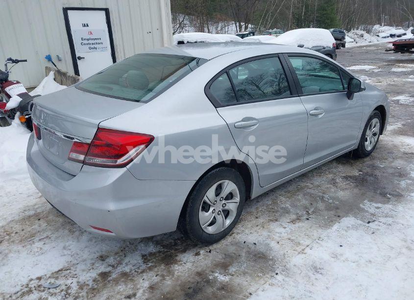 Photo 4 of 2013 Honda Civic LX (VIN 2HGFB2F56DH602651)