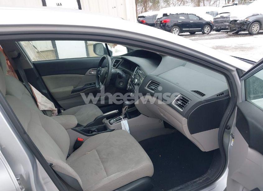 Photo 5 of 2013 Honda Civic LX (VIN 2HGFB2F56DH602651)