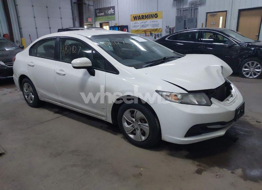 2015 Honda Civic LX (VIN 2HGFB2F56FH524648) main photo
