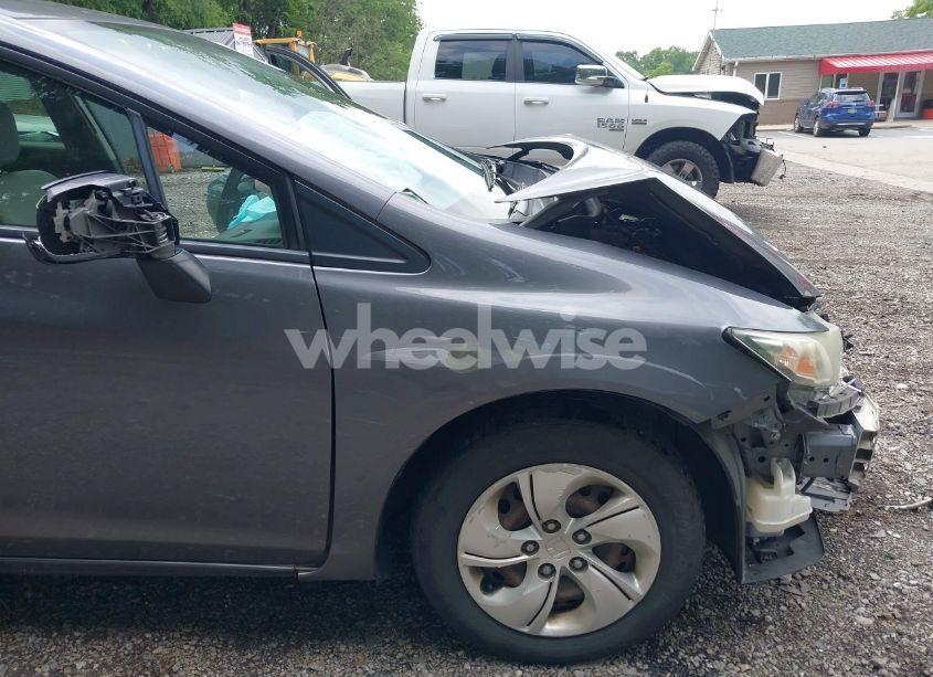 Photo 6 of 2015 Honda Civic LX (VIN 2HGFB2F56FH547508)