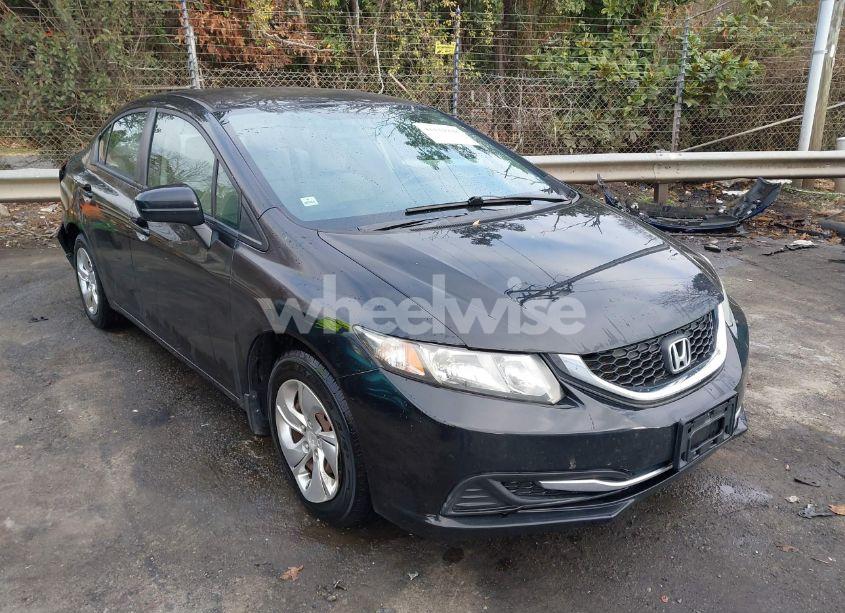 2015 Honda Civic LX (VIN 2HGFB2F56FH563790) main photo