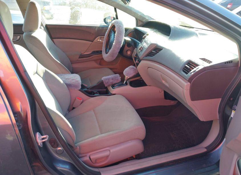 Photo 5 of 2012 Honda Civic SDN LX (VIN 2HGFB2F57CH300851)