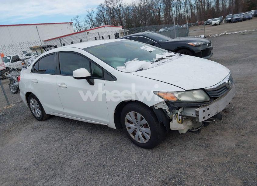 2012 Honda Civic SDN LX (VIN 2HGFB2F57CH310361) main photo