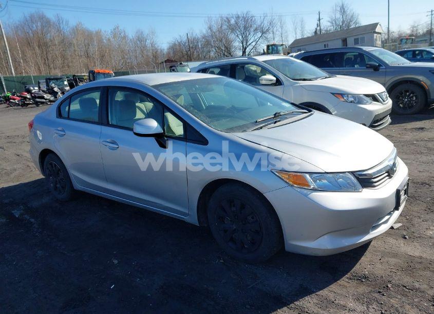 2012 Honda Civic LX (VIN 2HGFB2F57CH324695) main photo