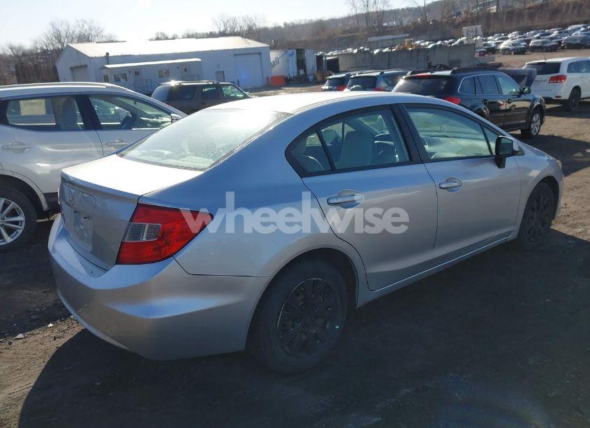 Photo 4 of 2012 Honda Civic LX (VIN 2HGFB2F57CH324695)