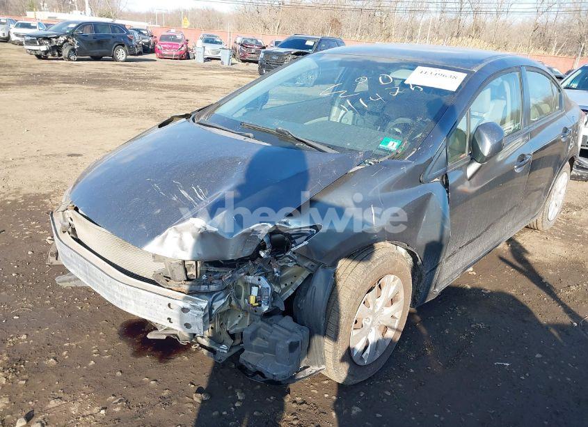 Photo 6 of 2012 Honda Civic SDN LX (VIN 2HGFB2F57CH330657)