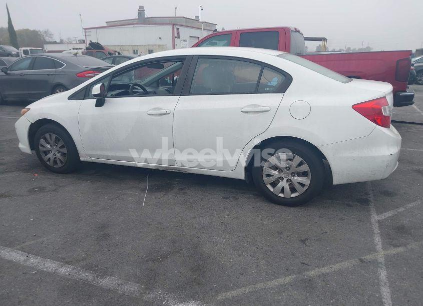 Photo 14 of 2012 Honda Civic SDN LX (VIN 2HGFB2F57CH330979)