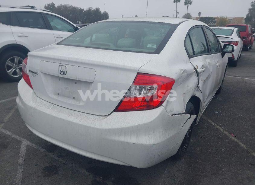 Photo 4 of 2012 Honda Civic SDN LX (VIN 2HGFB2F57CH330979)