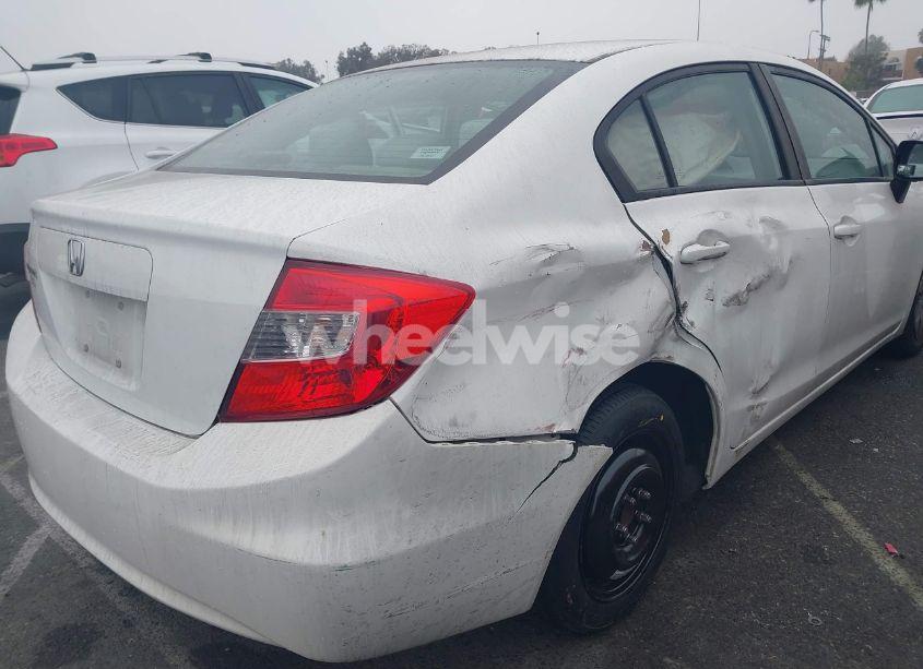 Photo 6 of 2012 Honda Civic SDN LX (VIN 2HGFB2F57CH330979)