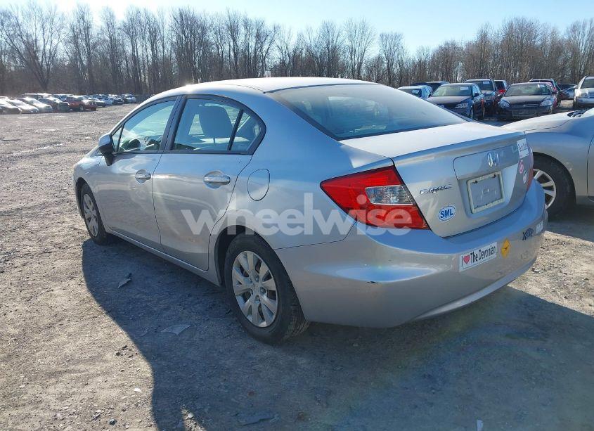 Photo 3 of 2012 Honda Civic LX (VIN 2HGFB2F57CH503562)